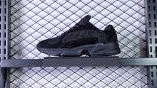 Load image into Gallery viewer, Adidas YEEZY700 Originals Sneaker - Black